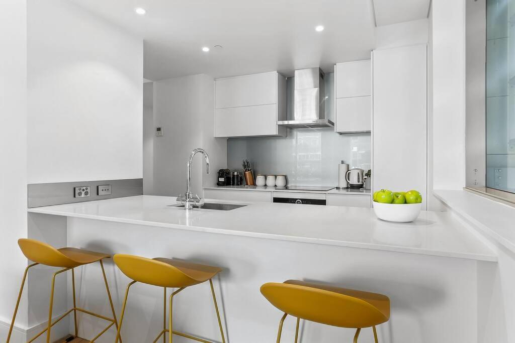 Ferienwohnung Elegant & Sunny Living With Stunning Marina Views Auckland Exterior foto